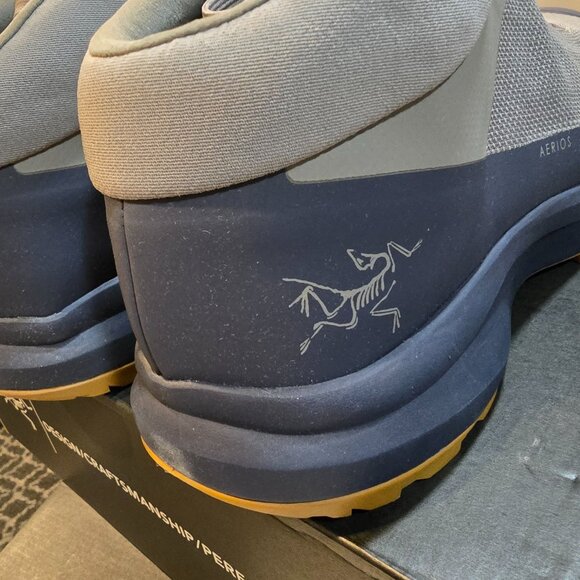 Arc'teryx Aerios MID GTX Boots Void/Sapphire X000006887 MENS SIZE 12 NEW - Picture 6 of 16